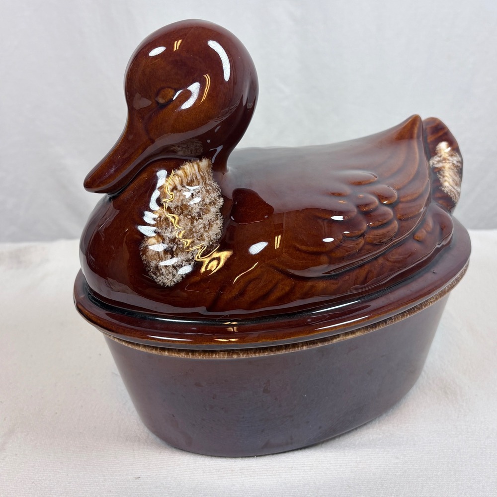 Vintage Hull Pottery Mirror Brown Drip Glaze Duck Casserole Dish Oven Proof USA